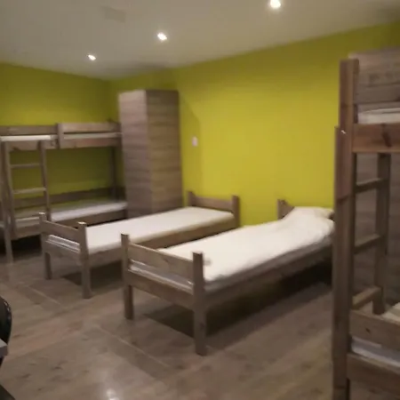 Malom Apartman * Pápa